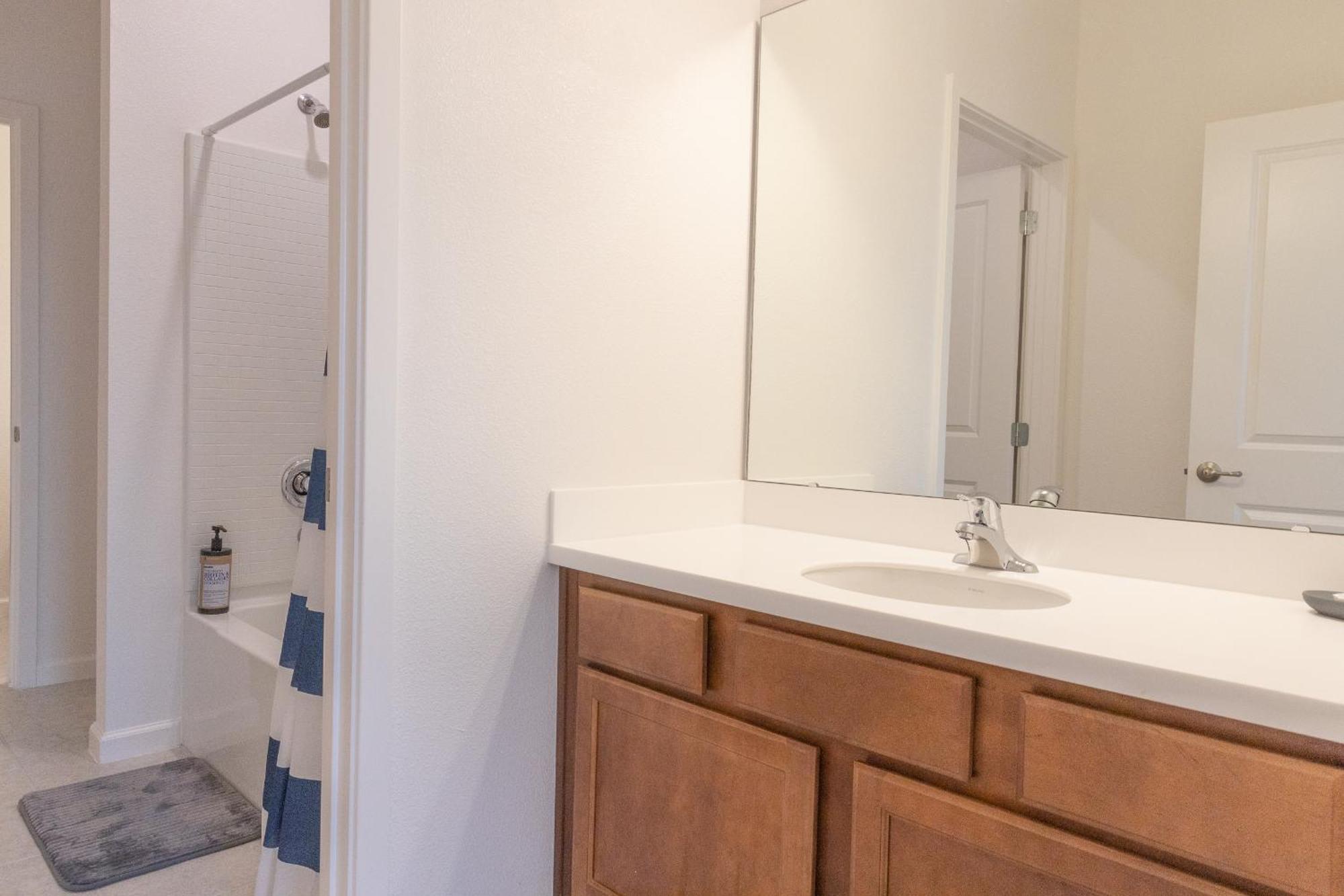 Waterfront Brand New Modern Luxury 8 Bedroom Pool House! Sleeps 16 Kissimmee Εξωτερικό φωτογραφία