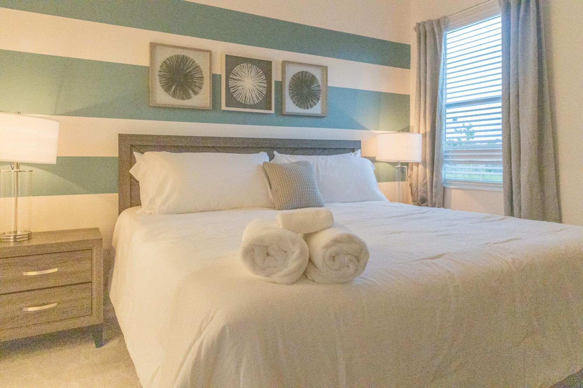 Waterfront Brand New Modern Luxury 8 Bedroom Pool House! Sleeps 16 Kissimmee Εξωτερικό φωτογραφία
