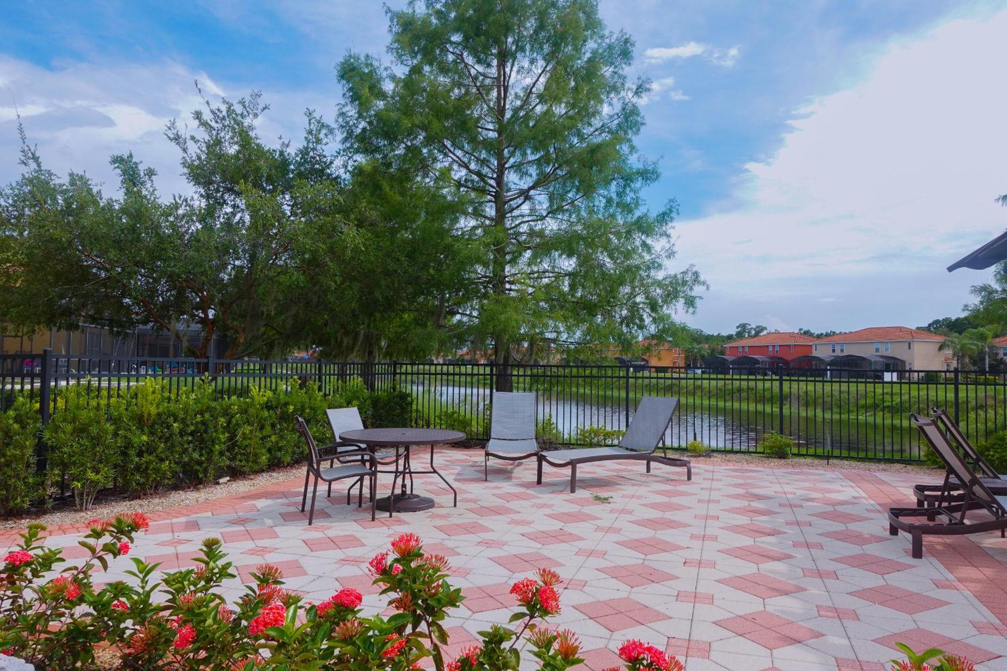 Waterfront Brand New Modern Luxury 8 Bedroom Pool House! Sleeps 16 Kissimmee Εξωτερικό φωτογραφία